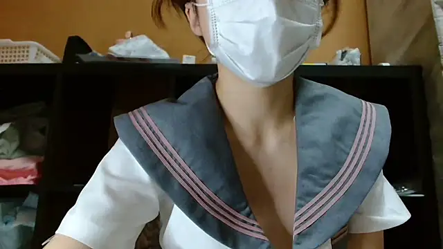 Snapshot of natsumiii chatting on 09-16-25, 01:01 natsumiii online show from 09-16-25, 01:01