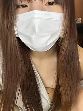 Snapshot of natsumiii chatting on 09-21-25, 02:24 natsumiii online show from 09-21-25, 02:24