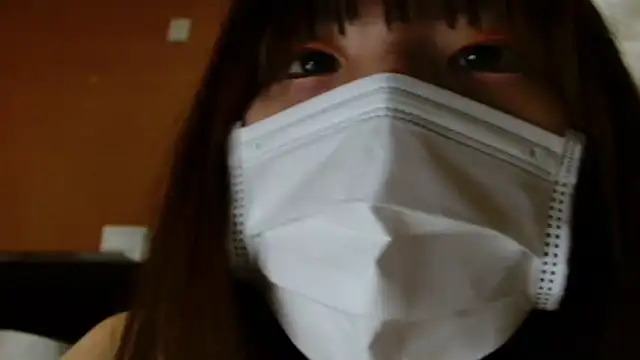 Snapshot of natsumiii chatting on 10-11-25, 05:17 natsumiii online show from 10-11-25, 05:17