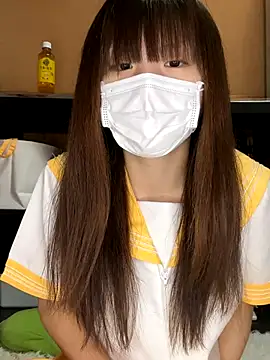 Snapshot of natsumiii chatting on 10-19-25, 01:01 natsumiii online show from 10-19-25, 01:01