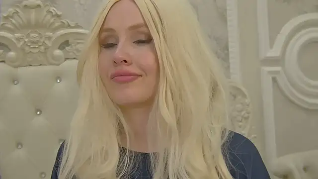 EllieFrosty  online show from 10-07-25, 09:06