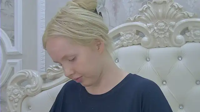 EllieFrosty  online show from 05-02-26, 02:22