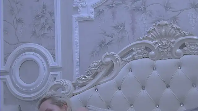 EllieFrosty  online show from 07-02-26, 05:08