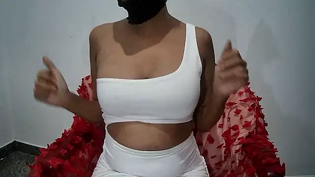 Snapshot of Minu_Cam chatting on 01-17-26, 06:00 Minu Cam online show from 01-17-26, 06:00