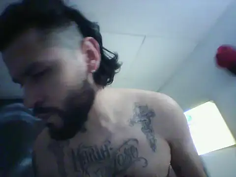 Snapshot of vegato_21 chatting on 03-27-26, 06:08 vegato 21 online show from 03-27-26, 06:08