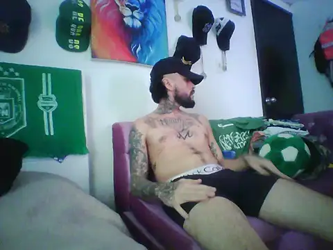 Snapshot of vegato_21 chatting on 07-22-26, 07:05 vegato 21 online show from 07-22-26, 07:05