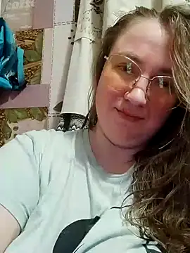 Kiss Eva online show from 12-22-24, 05:21