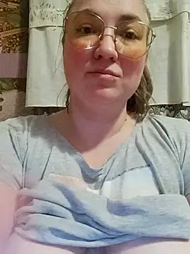 Kiss Eva online show from 02-12-25, 05:16