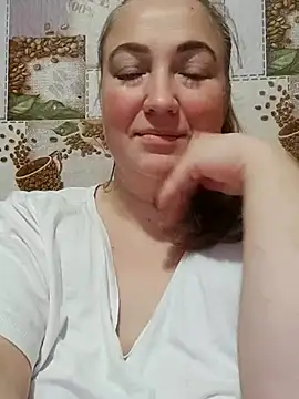 Kiss Eva online show from 11-12-25, 05:46