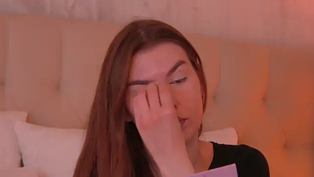 AshleyEvance online show from 07-18-26, 06:28