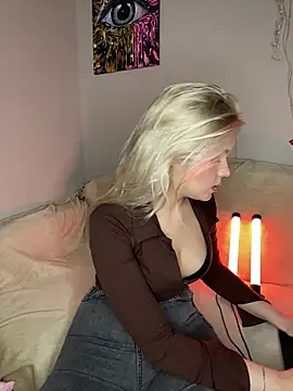 April Purr online show from 04-23-26, 12:29