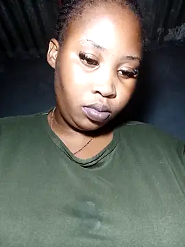 Snapshot of OCEANSQUITERXXX chatting on 11-01-25, 06:04 OCEANSQUITERXXX online show from 11-01-25, 06:04