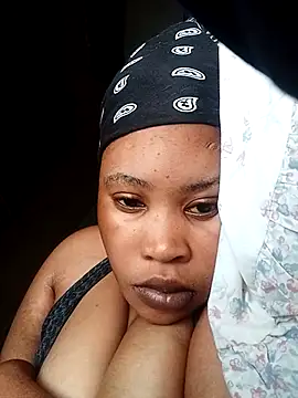 Snapshot of OCEANSQUITERXXX chatting on 03-01-26, 03:03 OCEANSQUITERXXX online show from 03-01-26, 03:03