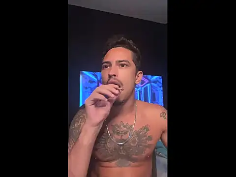 Snapshot of EduXavier26 chatting on 12-17-25, 03:51 EduXavier26 online show from 12-17-25, 03:51