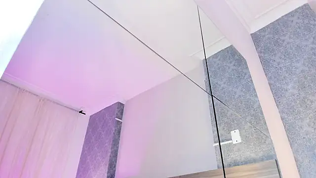 MiilaBlake online show from 09-19-25, 07:58