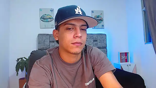 david santos16 online show from 09-18-25, 01:18