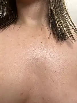 Snapshot of Pribaixinha chatting on 02-10-26, 11:20 Pribaixinha online show from 02-10-26, 11:20