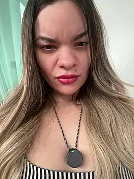 Snapshot of Pribaixinha chatting on 03-07-26, 09:01 Pribaixinha online show from 03-07-26, 09:01