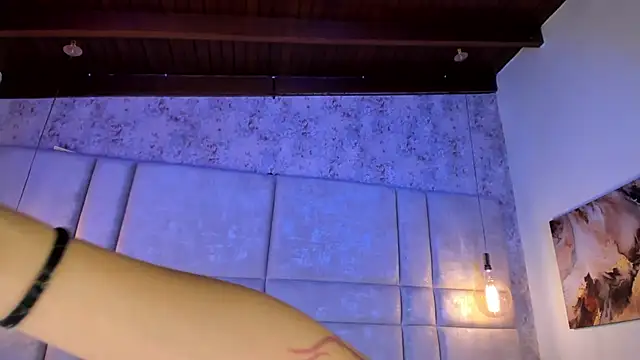 Mily Vermont online show from 01-10-26, 07:59