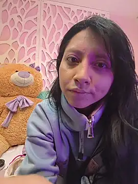 Snapshot of VioletxBloom chatting on 03-02-26, 09:32 VioletxBloom online show from 03-02-26, 09:32