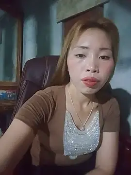 Snapshot of sulove_xx chatting on 05-31-26, 02:35 sulove xx online show from 05-31-26, 02:35
