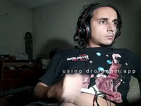 Snapshot of papito20cm chatting on 03-04-26, 12:16 papito20cm online show from 03-04-26, 12:16