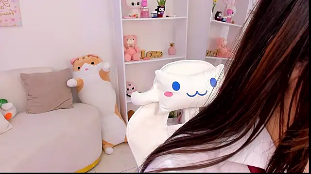 dolce antonellaa online show from 11-15-25, 12:30