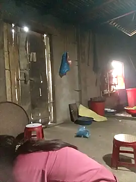 quynhkoolbae online show from 11-04-25, 05:17