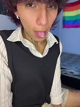 Snapshot of bellamy_095 chatting on 02-17-26, 08:59 bellamy 095 online show from 02-17-26, 08:59