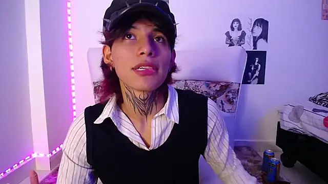 Snapshot of bellamy_095 chatting on 03-12-26, 02:18 bellamy 095 online show from 03-12-26, 02:18