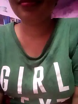 Snapshot of TINASONI chatting on 09-29-25, 01:38 TINASONI online show from 09-29-25, 01:38