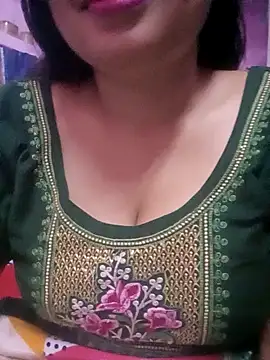 Snapshot of TINASONI chatting on 10-01-25, 02:34 TINASONI online show from 10-01-25, 02:34