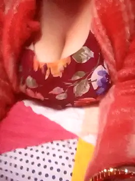 Snapshot of TINASONI chatting on 01-14-26, 10:54 TINASONI online show from 01-14-26, 10:54