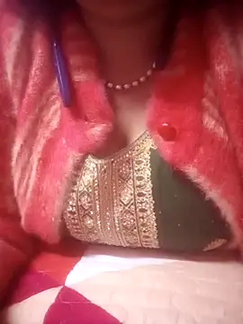 Snapshot of TINASONI chatting on 02-17-26, 12:51 TINASONI online show from 02-17-26, 12:51