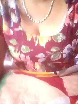 Snapshot of TINASONI chatting on 03-13-26, 04:41 TINASONI online show from 03-13-26, 04:41