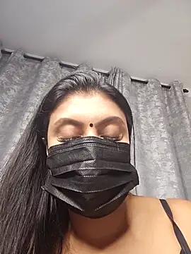 Indian GlowingMiax online show from 03-30-26, 07:04