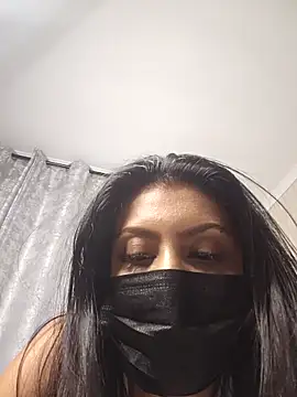 Indian GlowingMiax online show from 04-23-26, 12:29