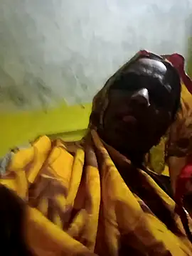 Snapshot of Rubi12A chatting on 12-22-25, 02:36 Rubi12A online show from 12-22-25, 02:36