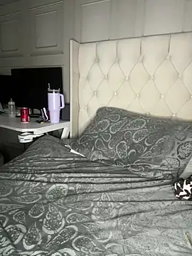 Snapshot of MysteriousMylaX chatting on 12-16-25, 08:03 MysteriousMylaX online show from 12-16-25, 08:03