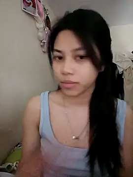 Snapshot of Katanh chatting on 10-18-25, 12:28 Katanh online show from 10-18-25, 12:28