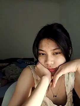 Snapshot of Katanh chatting on 03-18-26, 01:36 Katanh online show from 03-18-26, 01:36