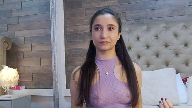 CarolinaBlair online show from 12-15-25, 08:13