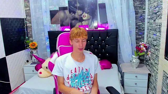 park jimin1 online show from 10-19-25, 03:12