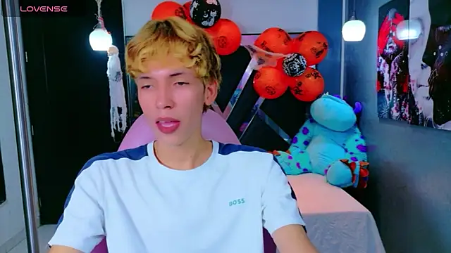 park jimin1 online show from 10-24-25, 12:12