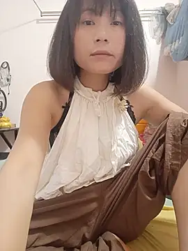 Snapshot of linda_bae00 chatting on 05-26-26, 12:17 linda bae00 online show from 05-26-26, 12:17