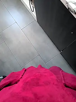 Snapshot of xxxfeo chatting on 11-18-25, 02:10 xxxfeo online show from 11-18-25, 02:10