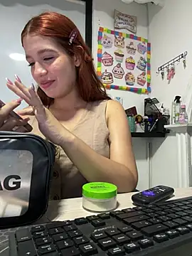 Snapshot of olivia_jass chatting on 05-15-26, 09:44 olivia jass online show from 05-15-26, 09:44