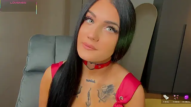 Snapshot of mygoddesshecate chatting on 12-20-25, 04:41 mygoddesshecate online show from 12-20-25, 04:41