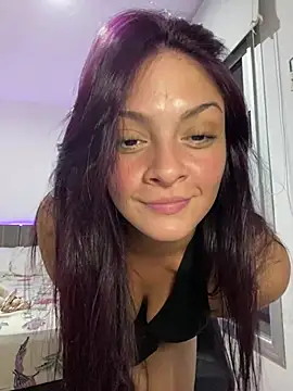 Snapshot of Danielaeliana chatting on 07-28-26, 01:12 Danielaeliana online show from 07-28-26, 01:12
