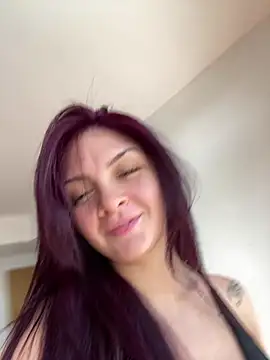 Snapshot of Danielaeliana chatting on 07-29-26, 04:27 Danielaeliana online show from 07-29-26, 04:27